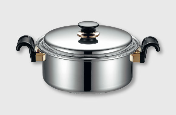優れた熱伝導性の両手鍋 | 仔犬印(KOINU)の調理道具｜本間製作所